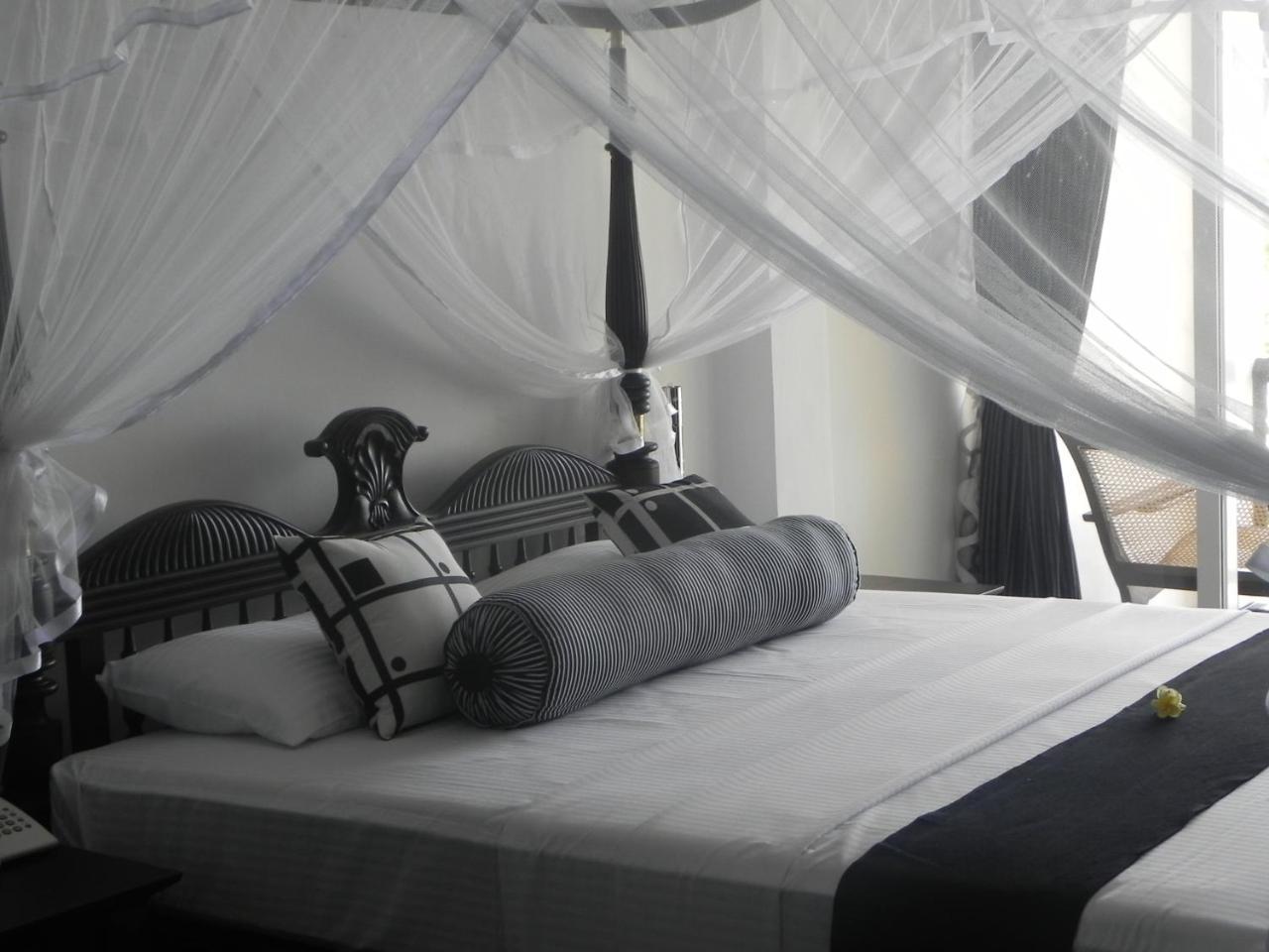 Amanda Beach Villas أونا واتونا المظهر الخارجي الصورة