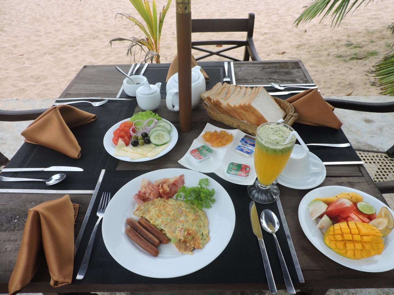 Amanda Beach Villas أونا واتونا المظهر الخارجي الصورة